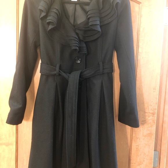 Candies ruffle collared coat Medium - Picture 2 of 13